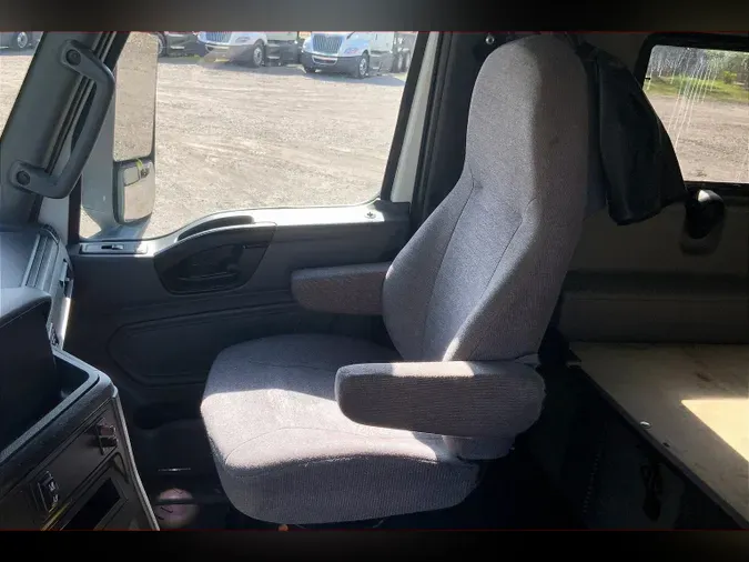 2021 INT LT625 6x4