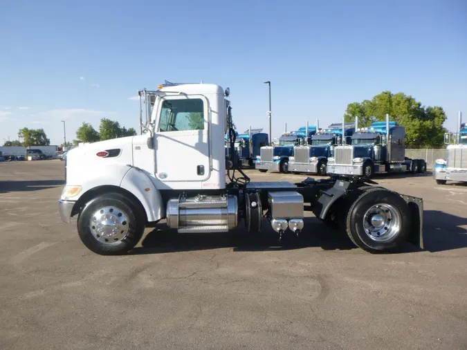 2012 Peterbilt 337