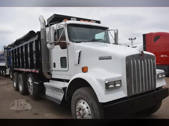 2010 KENWORTH W900