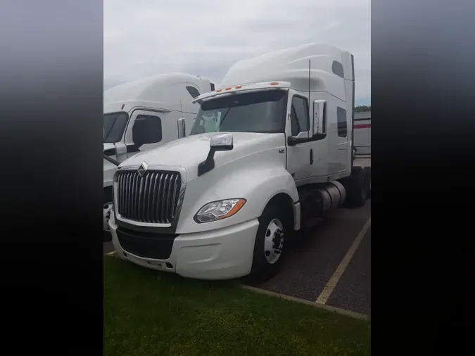 2018 NAVISTAR INTERNATIONAL LT625 SLPR CAB1c3e5395af7a6b98633fe3ae4daf3aa6