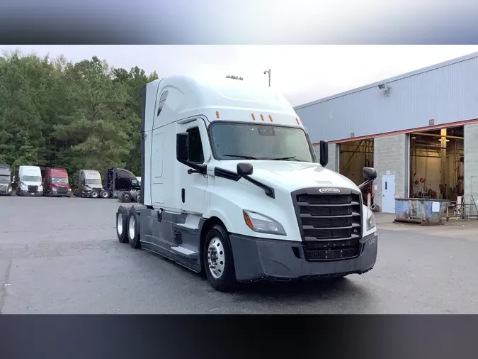 2022 Freightliner Cascadia 1261c442d1d7f5b9f4d95923bbbc3bc8d3a