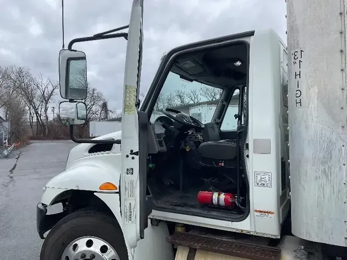 2018 International 4300