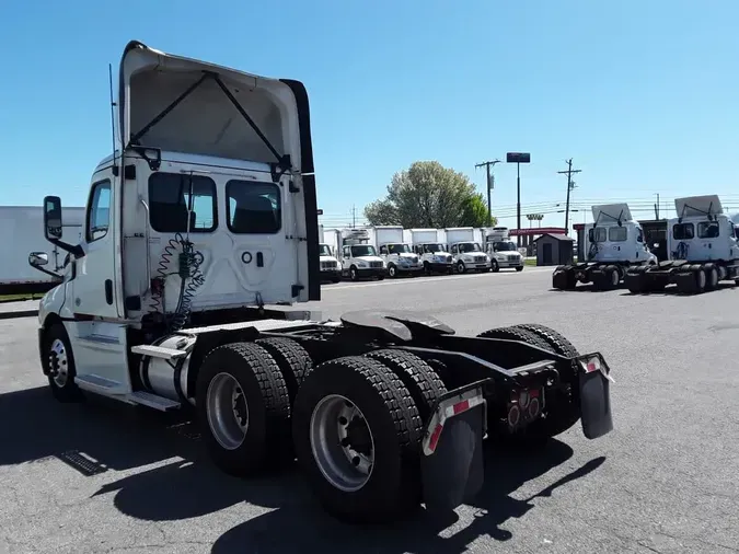 2020 FREIGHTLINER/MERCEDES NEW CASCADIA PX126641c4d92e682c13565f83f194b24bade61