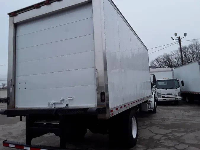 2018 FREIGHTLINER/MERCEDES M2 106