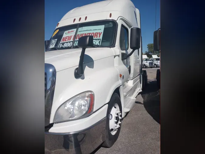 2019 FREIGHTLINER/MERCEDES CASCADIA 1251c50685c19bb2b4a18f3faf500ab6eab