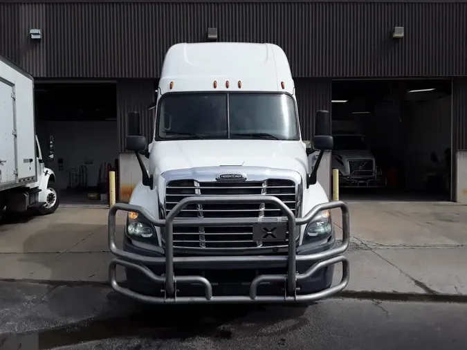 2019 FREIGHTLINER/MERCEDES CASCADIA 125