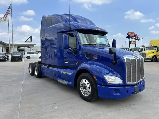 2022 Peterbilt 579