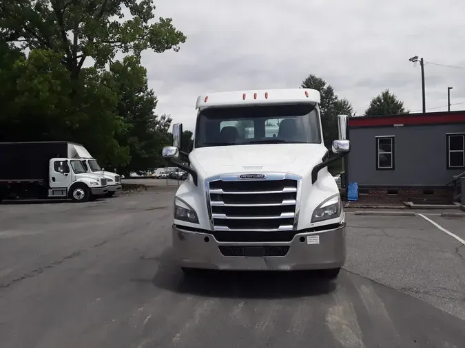 2020 FREIGHTLINER/MERCEDES NEW CASCADIA 116