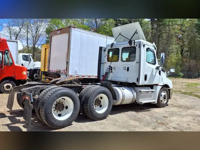 2020 FREIGHTLINER/MERCEDES NEW CASCADIA PX126641c56ab5c790629010faae8034fef61a7