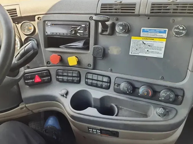 2018 FREIGHTLINER/MERCEDES CASCADIA 125