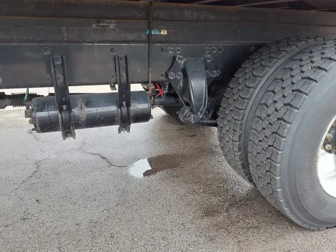 2019 FREIGHTLINER/MERCEDES M2 106