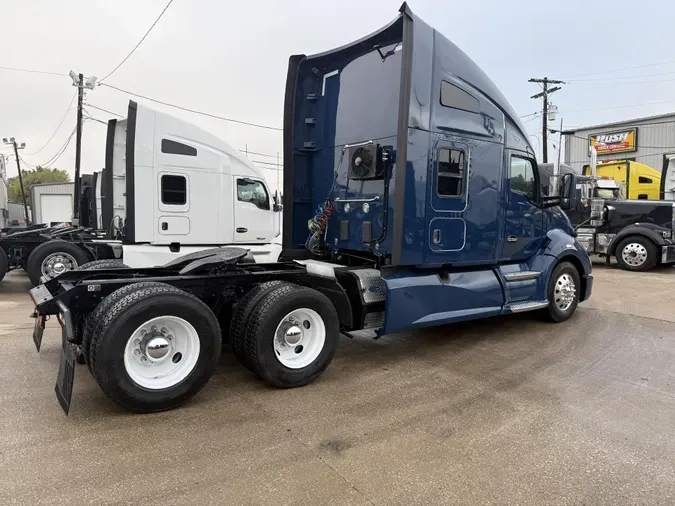 2022 Kenworth T680