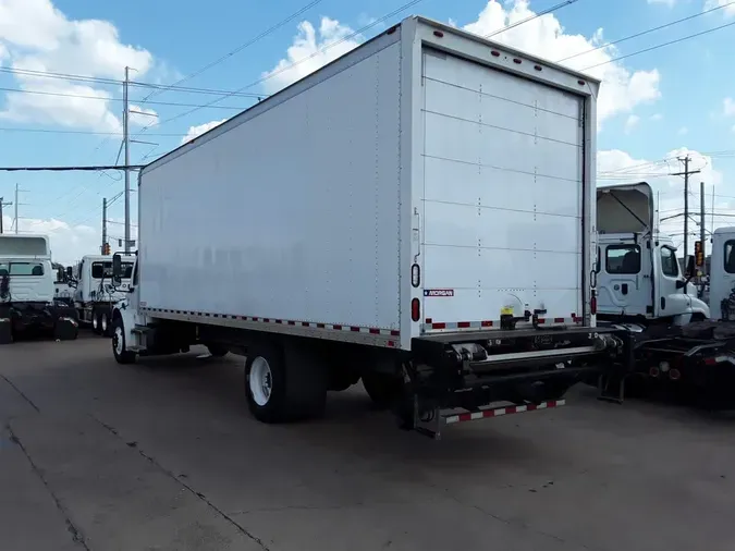 2016 FREIGHTLINER/MERCEDES M2 106