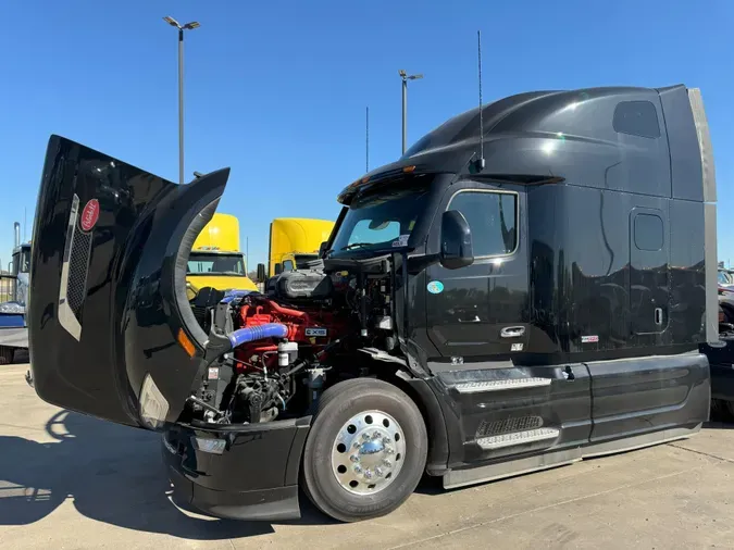 2024 Peterbilt 579