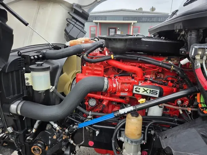 2019 NAVISTAR INTERNATIONAL LT625 DAYCAB T/A