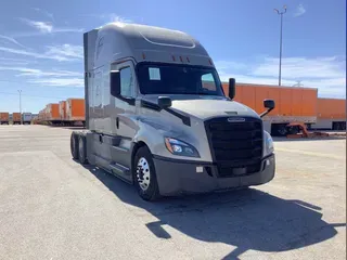 2020 Freightliner Cascadia