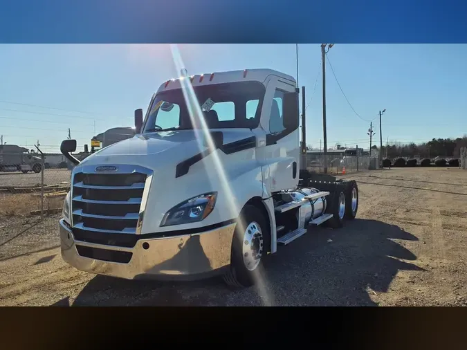 2021 FREIGHTLINER/MERCEDES NEW CASCADIA PX126641c67b2c5585519292369bd335e9e3203