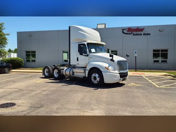 2019 NAVISTAR INTERNATIONAL LT625 DAYCAB T/A1c6cfccc1a245530372466d3fee71ae1