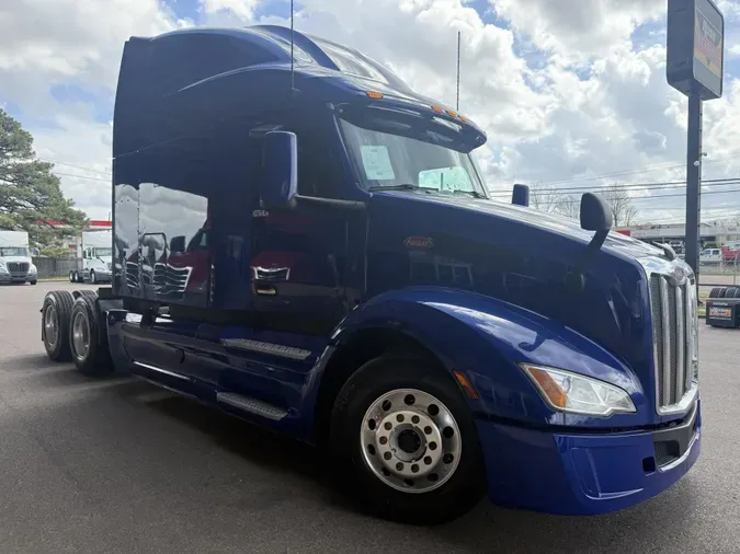 2022 Peterbilt 579