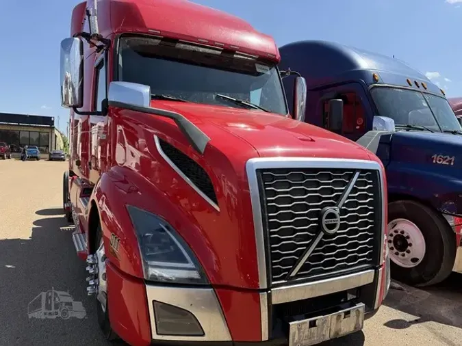 2019 VOLVO VNL64T760