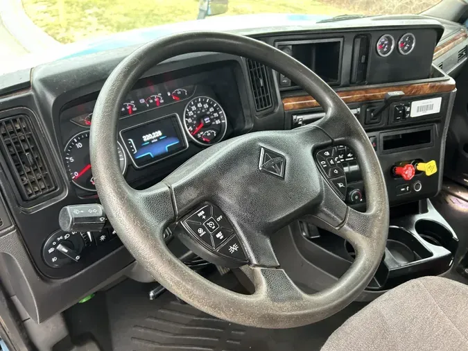 2020 International LT6251c760746411330f58fc83ccfcd6420d3