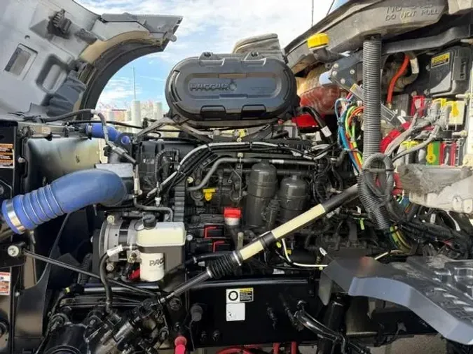 2023 Kenworth T680