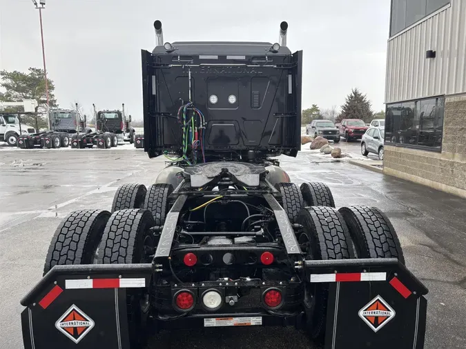 2026 International HX520 SLEEPER