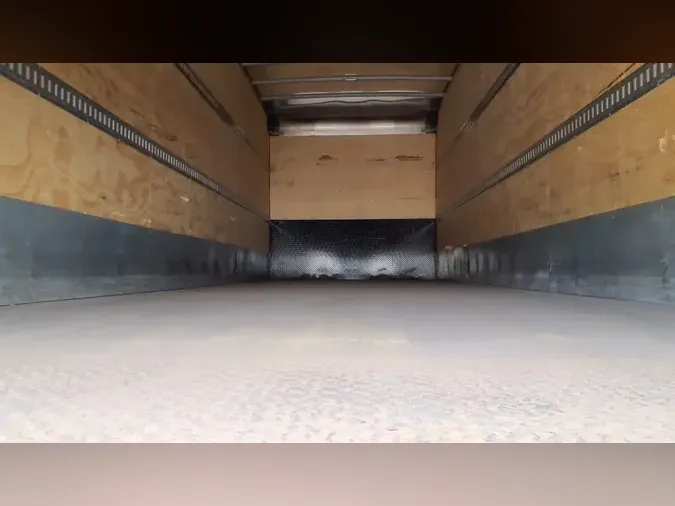 2020 FREIGHTLINER/MERCEDES M2 106