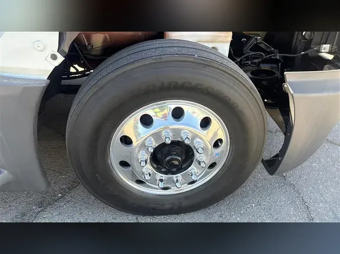 2022 INTERNATIONAL LT