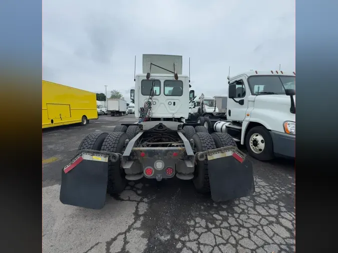 2019 FREIGHTLINER CASCADIA 125