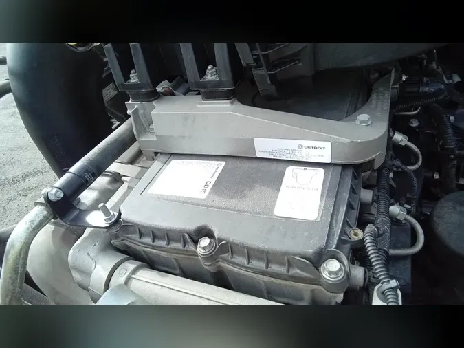 2020 Freightliner Cascadia 126