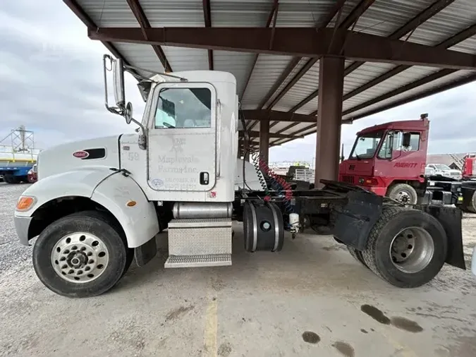 2017 PETERBILT 337