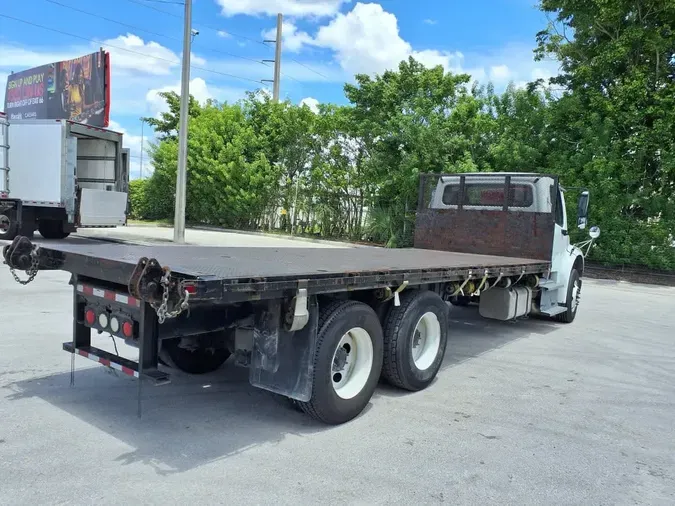 2015 FREIGHTLINER M2 106
