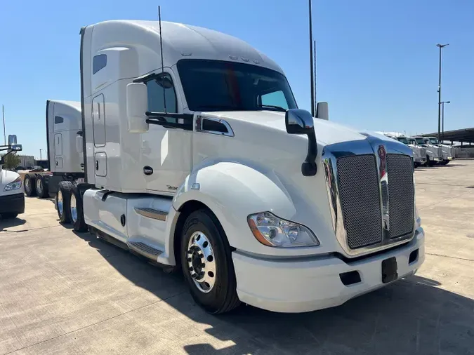 2021 Kenworth T680