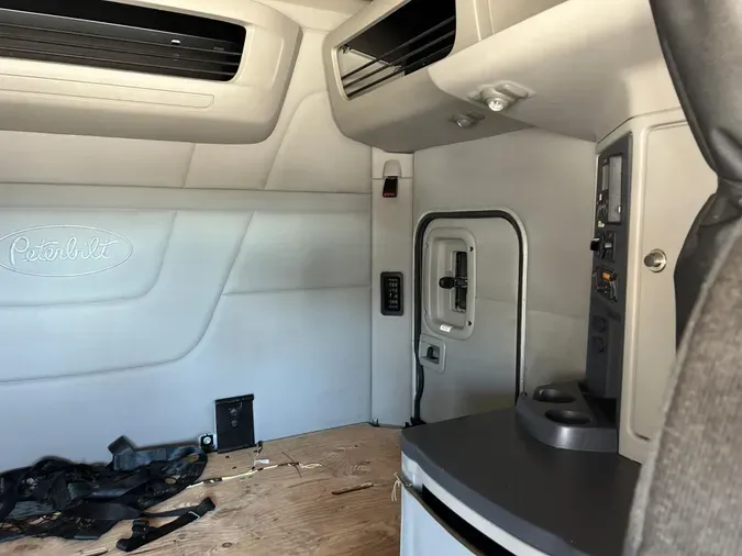 2022 Peterbilt 5791c8362a513949188432c7c0949d83e33