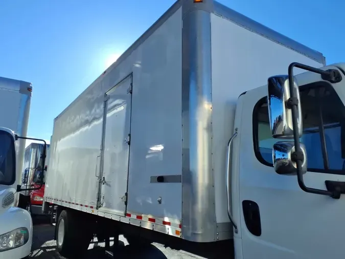 2018 FREIGHTLINER/MERCEDES M2 106
