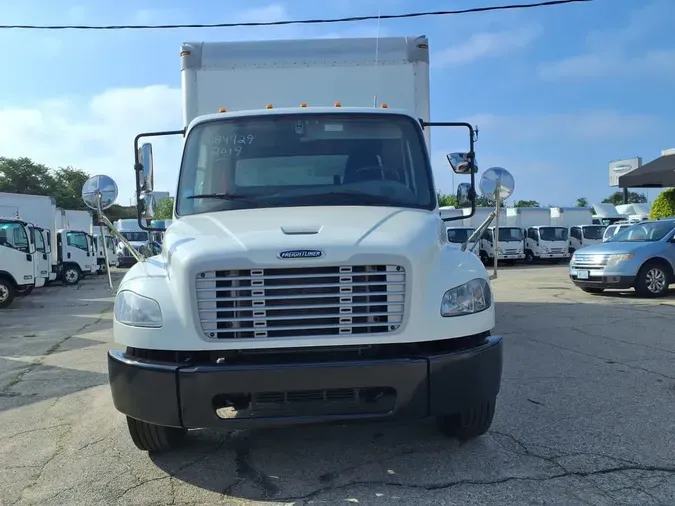 2019 FREIGHTLINER M2 106