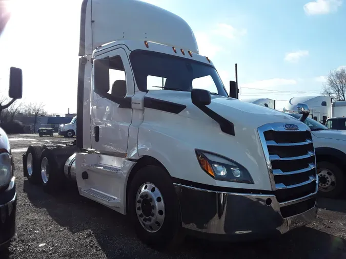 2019 FREIGHTLINER/MERCEDES NEW CASCADIA PX12664