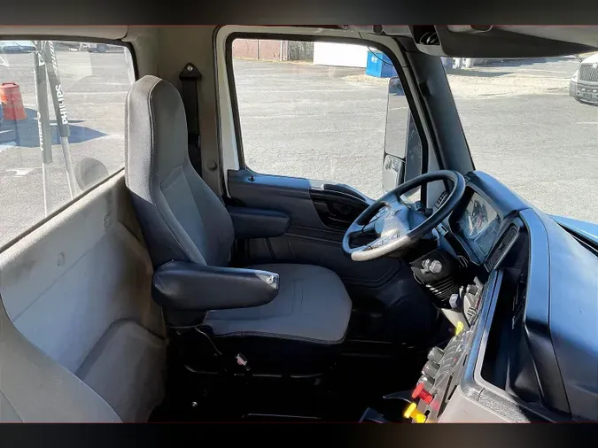 2019 INT LT625 6x41c87e29794fe7d8ad1c55cf66d8cc1bf