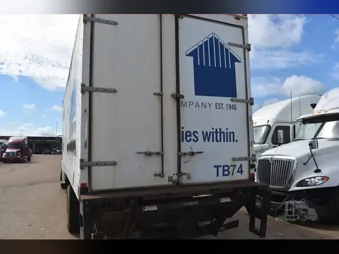 2017 FREIGHTLINER BUSINESS CLASS M2 106