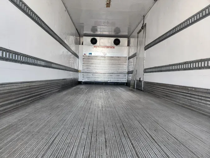 2018 FREIGHTLINER/MERCEDES M2 106