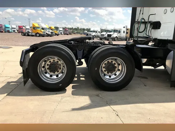 2022 INT LT625 6x4
