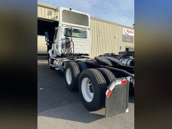 2019 NAVISTAR INTERNATIONAL LT625 DAYCAB T/A