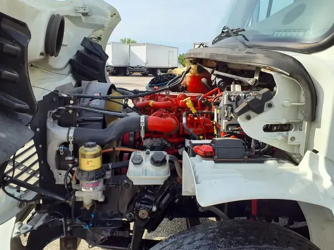 2018 FREIGHTLINER/MERCEDES M2 106