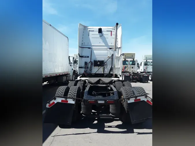 2018 VOLVO VNL64TRACTOR