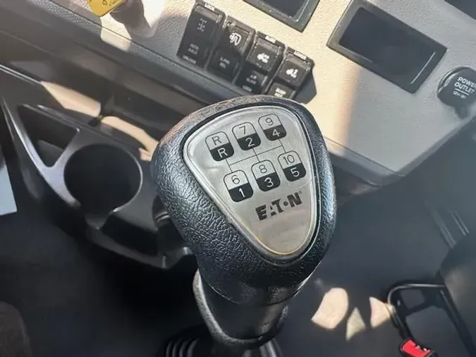 2021 Freightliner Cascadia