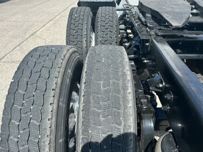 2022 Kenworth T680