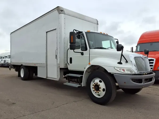 2019 NAVISTAR INTERNATIONAL 4300 SBA