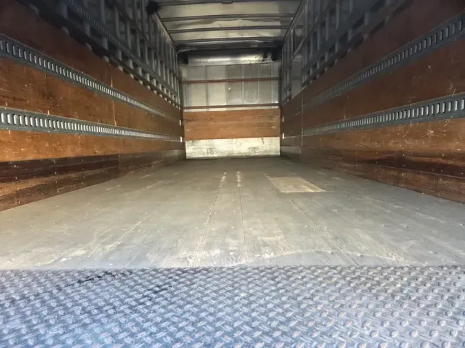 2016 FREIGHTLINER/MERCEDES M2 1061ca73a0c94f7eb477c584fa5a723e326