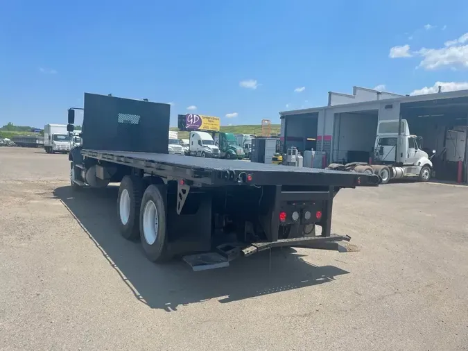 2014 FREIGHTLINER/MERCEDES M2 112